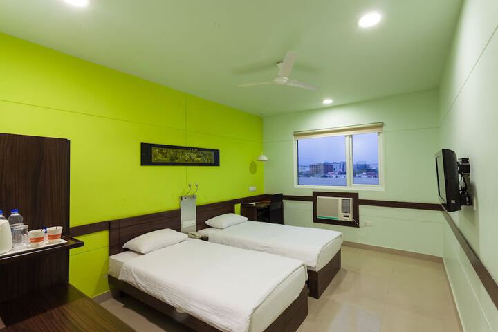 Room 16 of 52