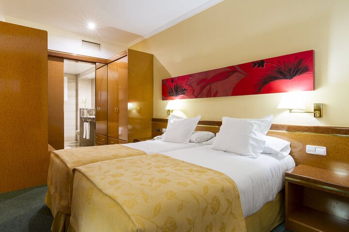 Room 15 of 41
