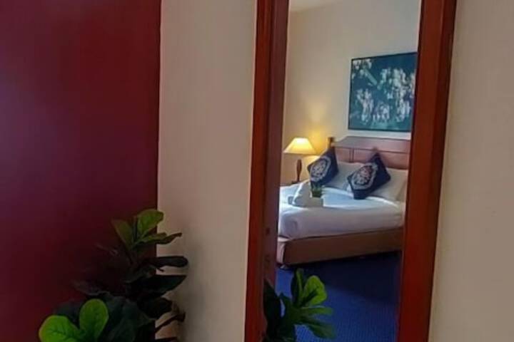 Room 198 of 650