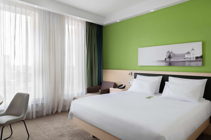 Room 13 of 61