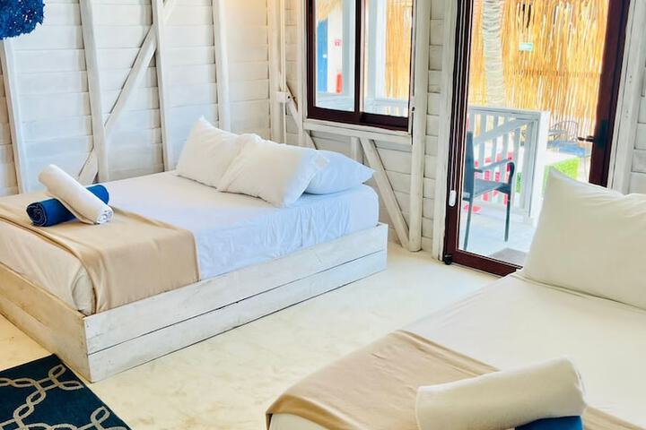 Room 8 of 20