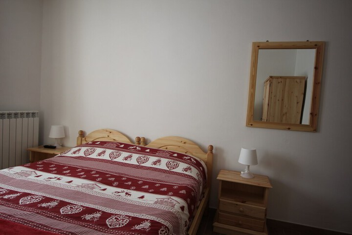 Room 8 of 61