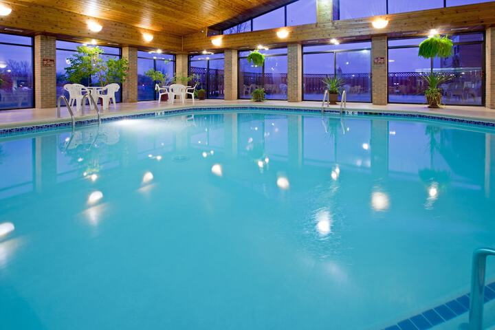 Pool 36 of 66