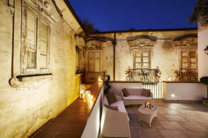 Terrace/Patio 10 of 11