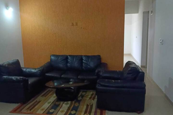 Room 4 of 11