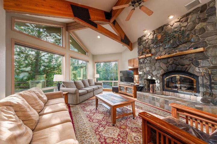 3 Mulligan in Sunriver, OR