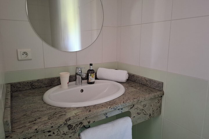 Room 15 of 20