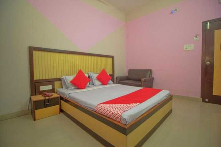 Room 9 of 23