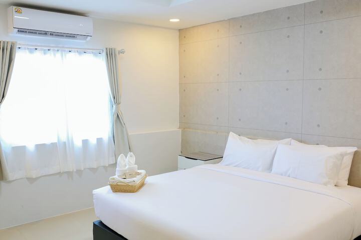 Room 15 of 50