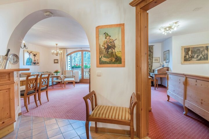 Room 15 of 47
