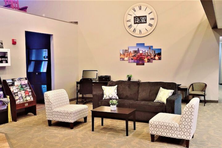 Business Center 38 of 52