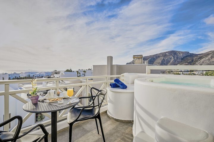 Hot Tub 185 of 230