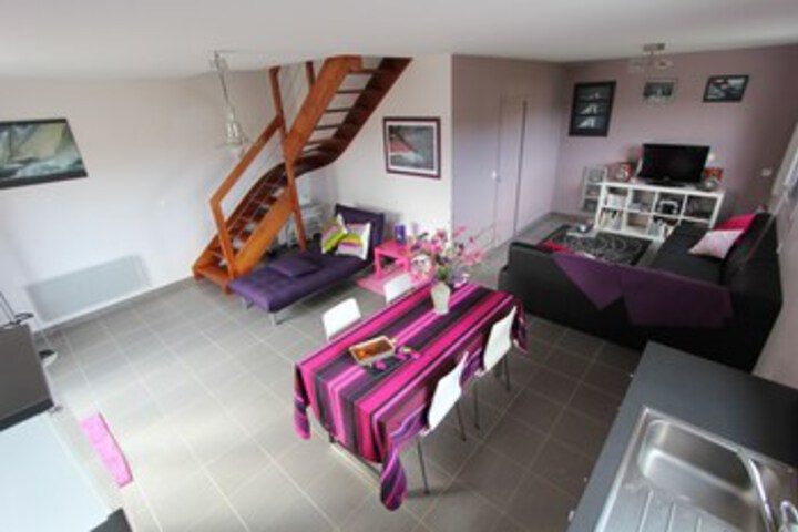 Room 7 of 12