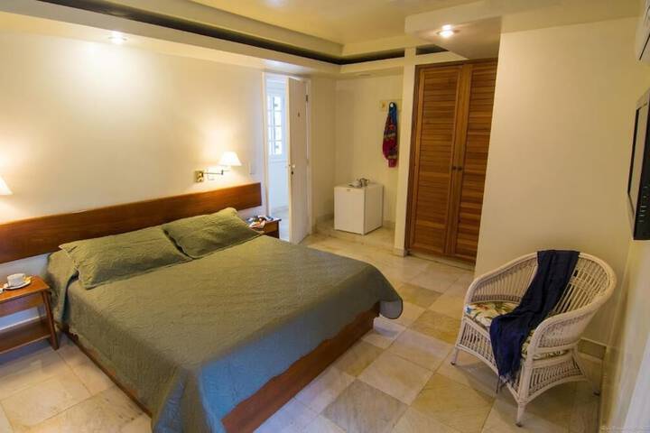 Room 7 of 26