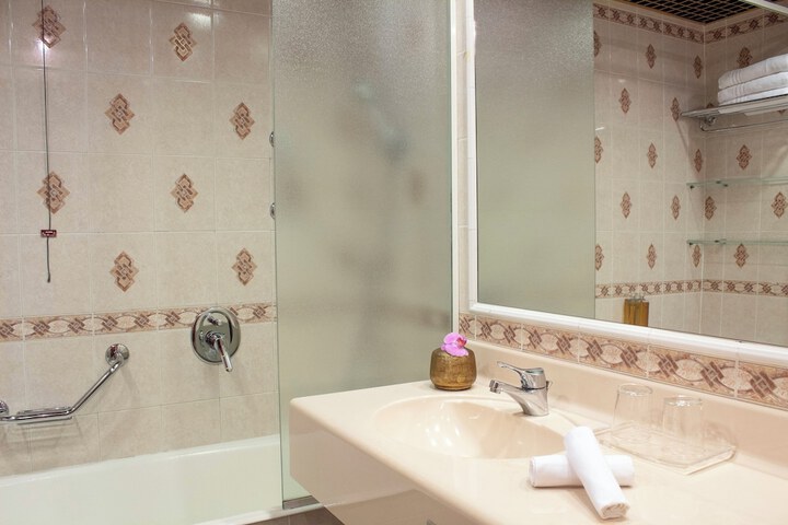 Bath Interior