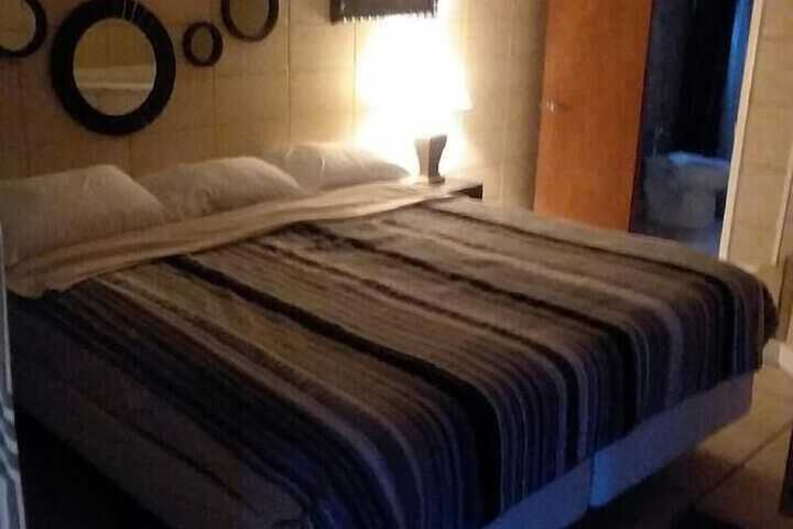 Room 12 of 28