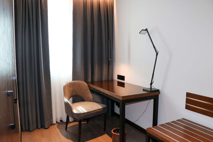 Room 22 of 87