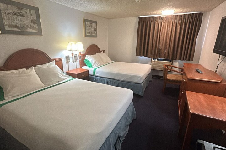 Room 18 of 49
