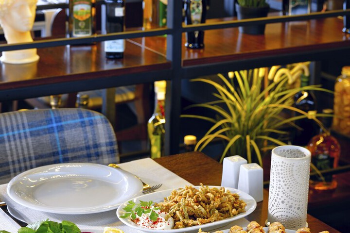 Dining Photos