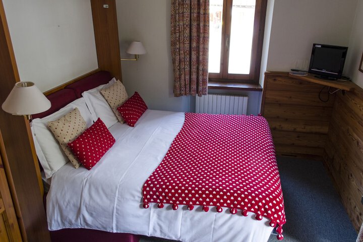 Room 4 of 55