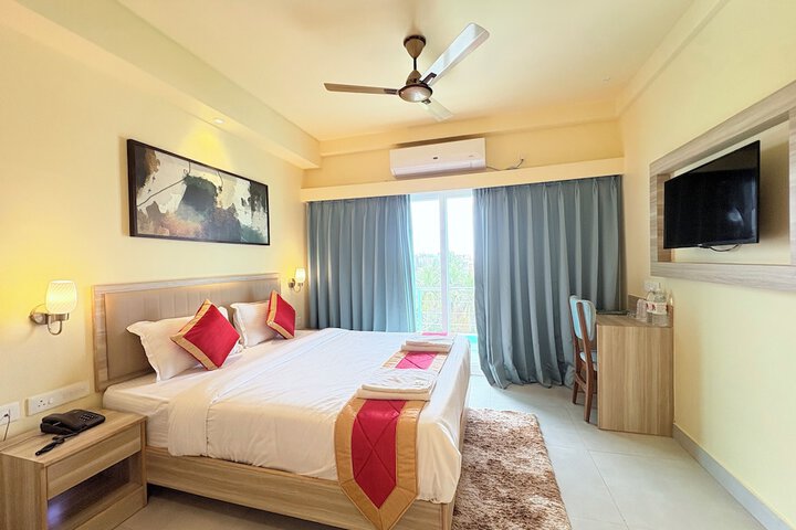 Room 3 of 27