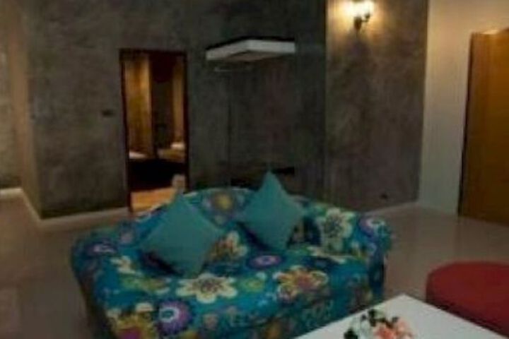 Photo 7