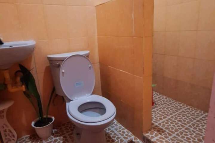 Room 43 of 85