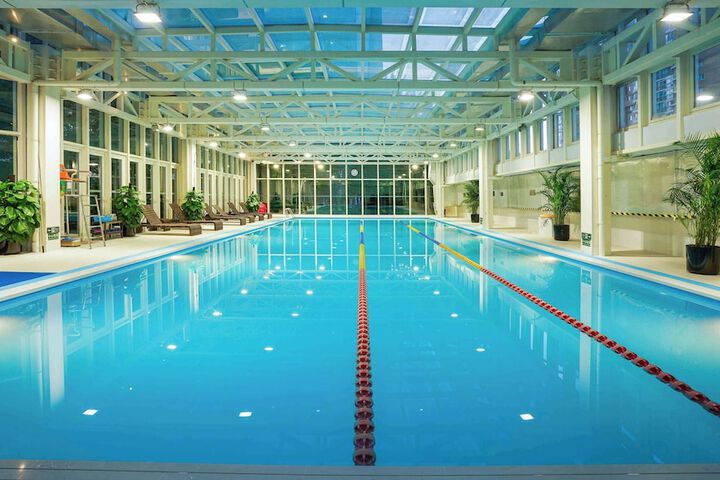 Pools & Facilities