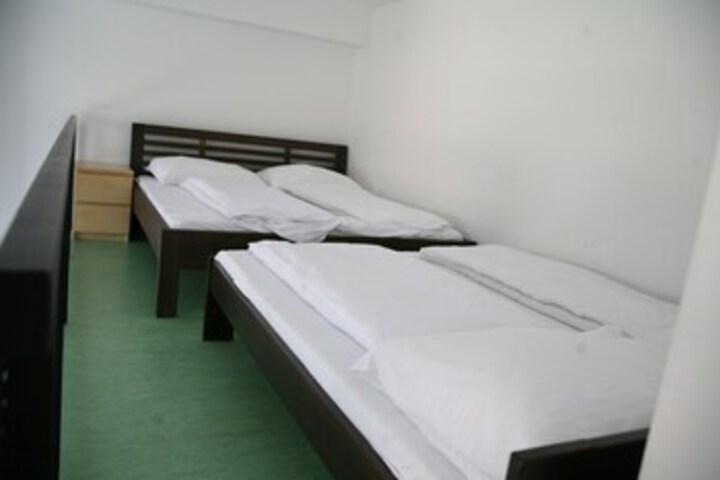 Room 259 of 275