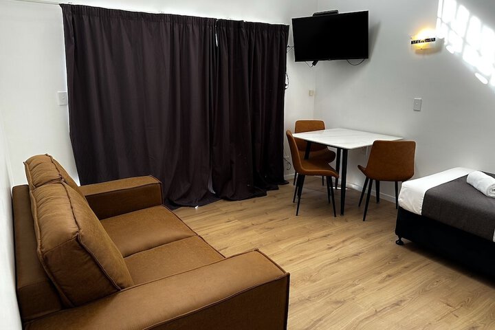 Room 28 of 44