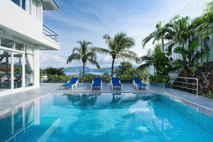 Pool 26 of 34