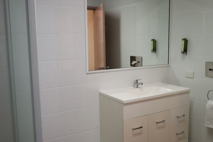 Room 8 of 13