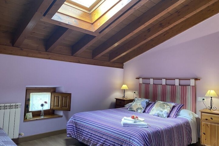 Room 3 of 20