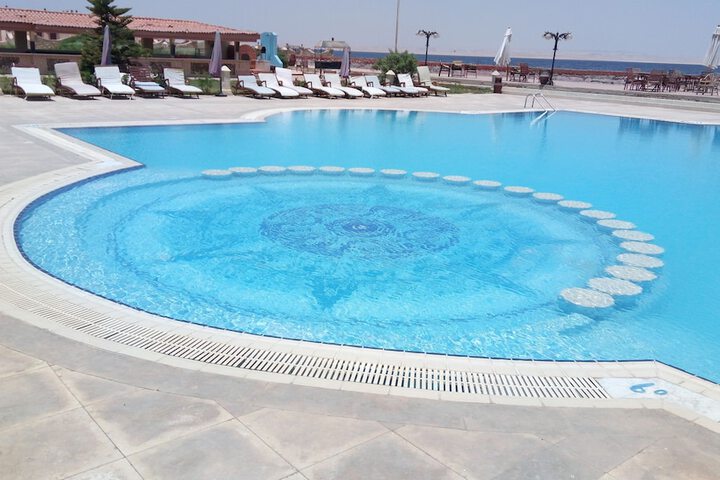 Pool Hotel