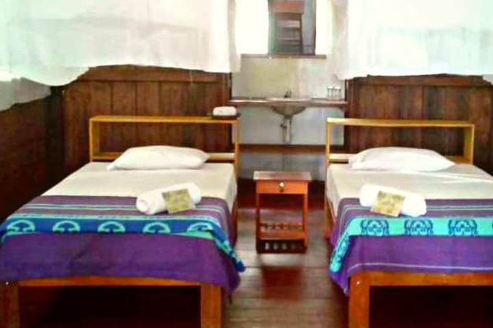 Room 8 of 70
