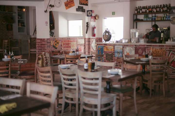 Breakfast/Coffee Service 20 of 39