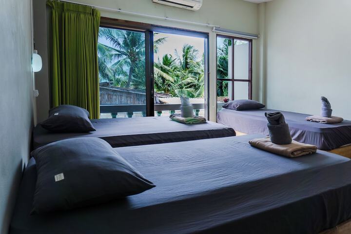 Room 20 of 64