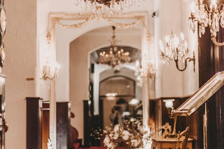 Ballroom/Hall 40 of 45