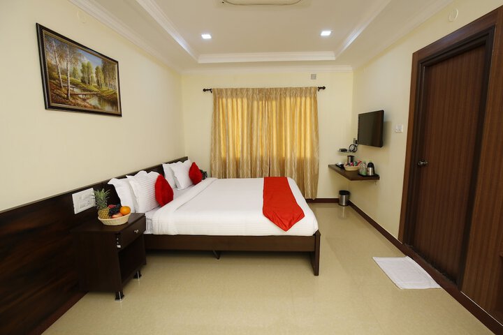Room 8 of 27