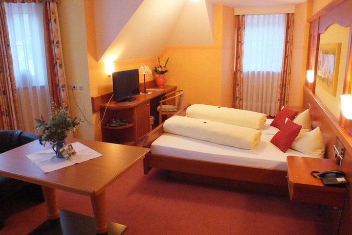 Room 25 of 50