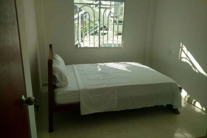 Room 6 of 20
