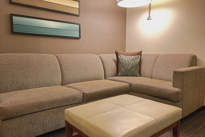 Room 8 of 40