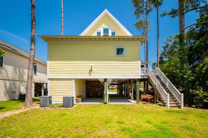 Image of Our Heidaway by Oak Island Accommodations
