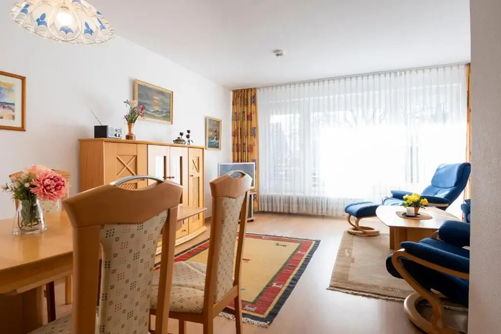 Room 3 of 18