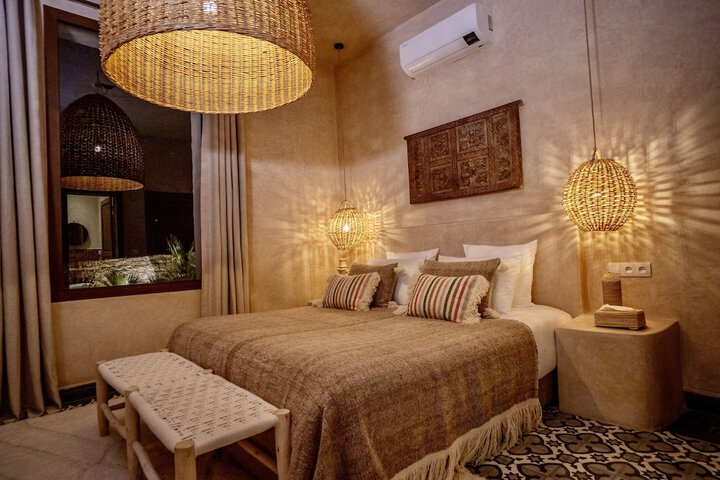 Room 30 of 80