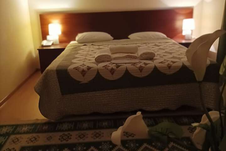 Room 2 of 41