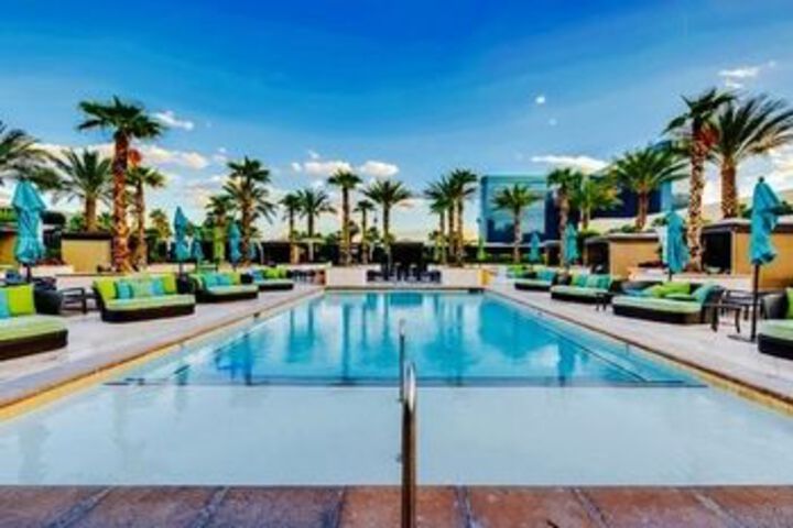 Pool 121 of 164