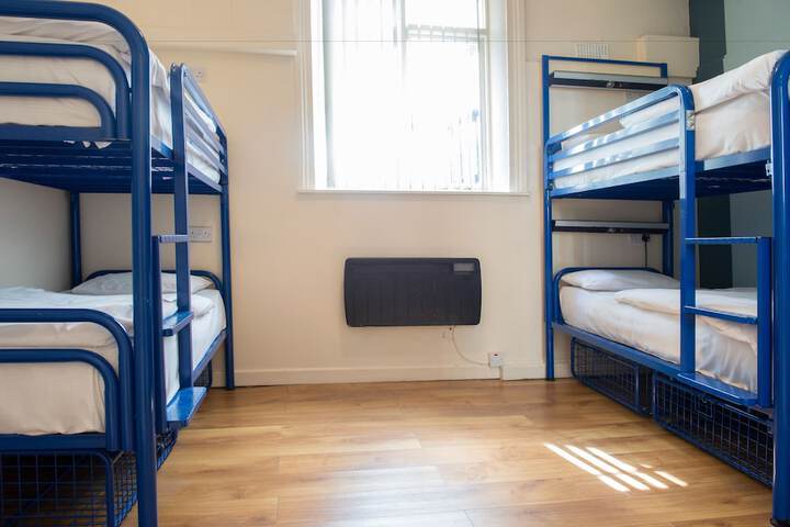 Room 8 of 54