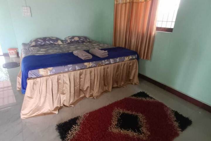 Room 2 of 20