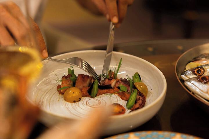 Dining 69 of 115